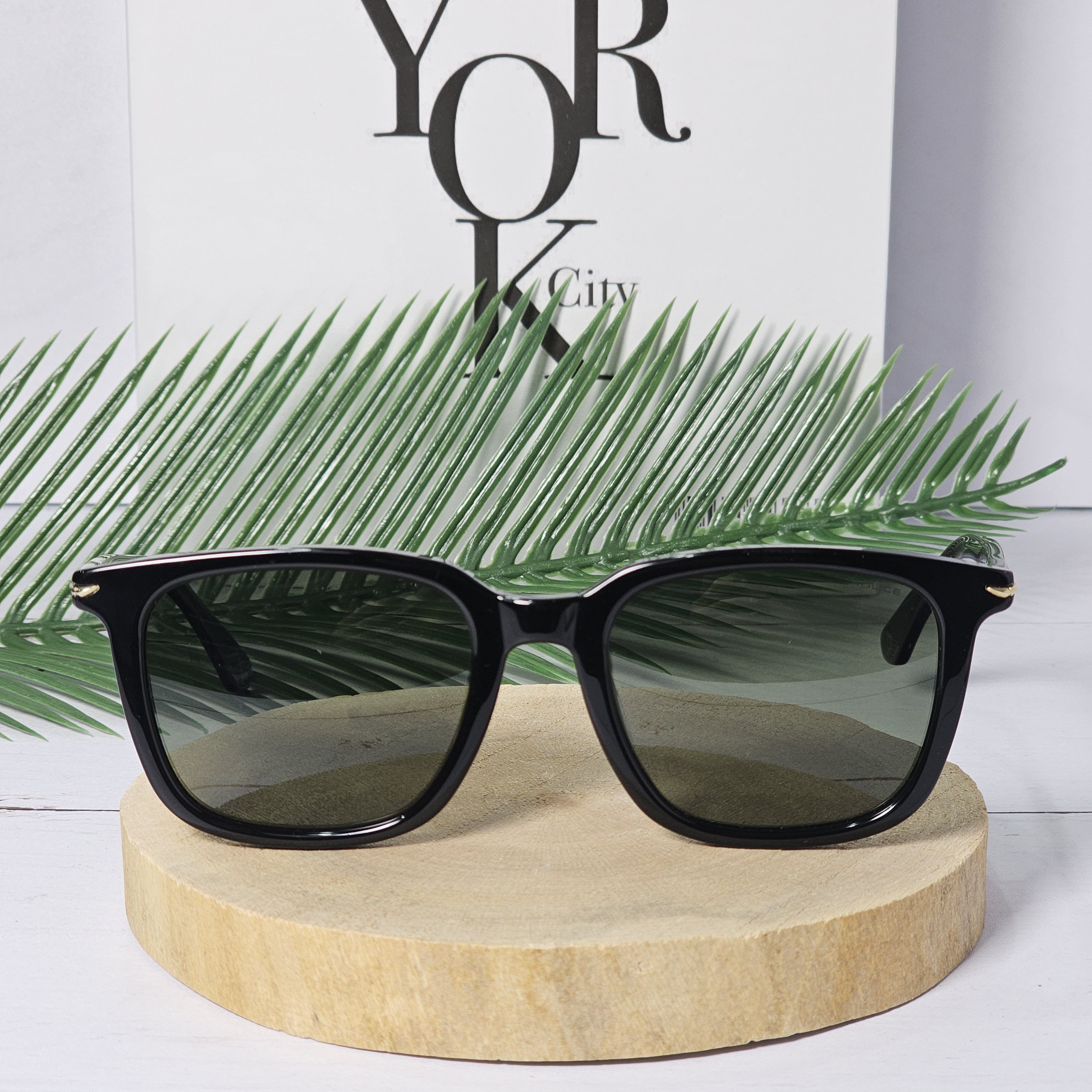 عینک آفتابی پلیس SPLL80_black_green