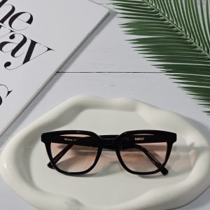 عینک آفتابی جنتل مانستر COL.01