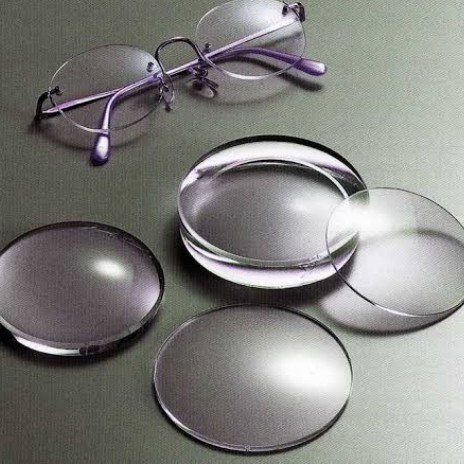 عدسی زایس (Zeiss)