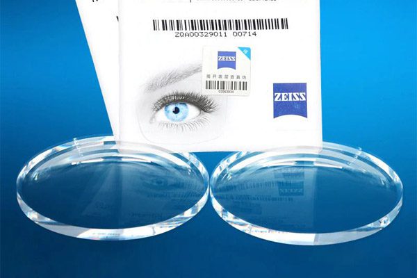 عدسی زایس (Zeiss)